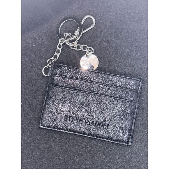 Beautiful Steve Madden black key chain ID wallet good condition  - Picture 2 of 3